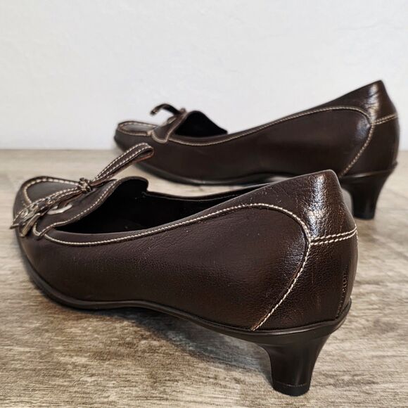 Vtg PRADA Kitten Heel Pumps Y2k Shoes Women's 6 Brown Leather Buckle Bow Italy - Picture 3 of 10